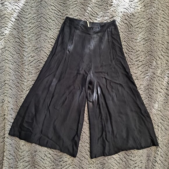 Topshop High Waist Wide Leg Black Cropped Pants EUC 6 - Picture 7 of 10